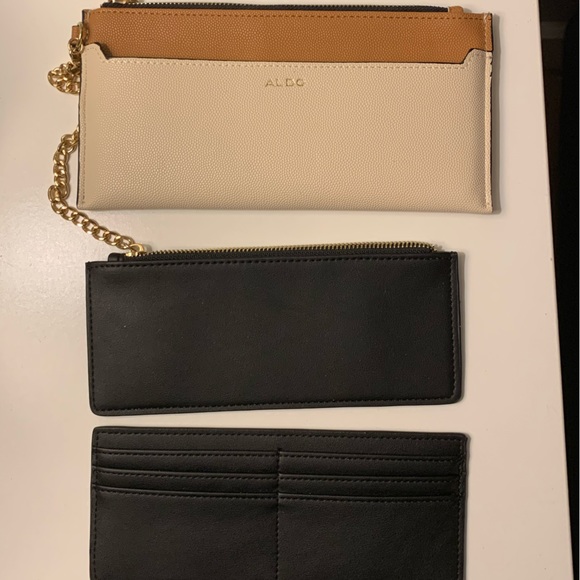 EUC! Aldo 3 piece wristlet! - Picture 3 of 6